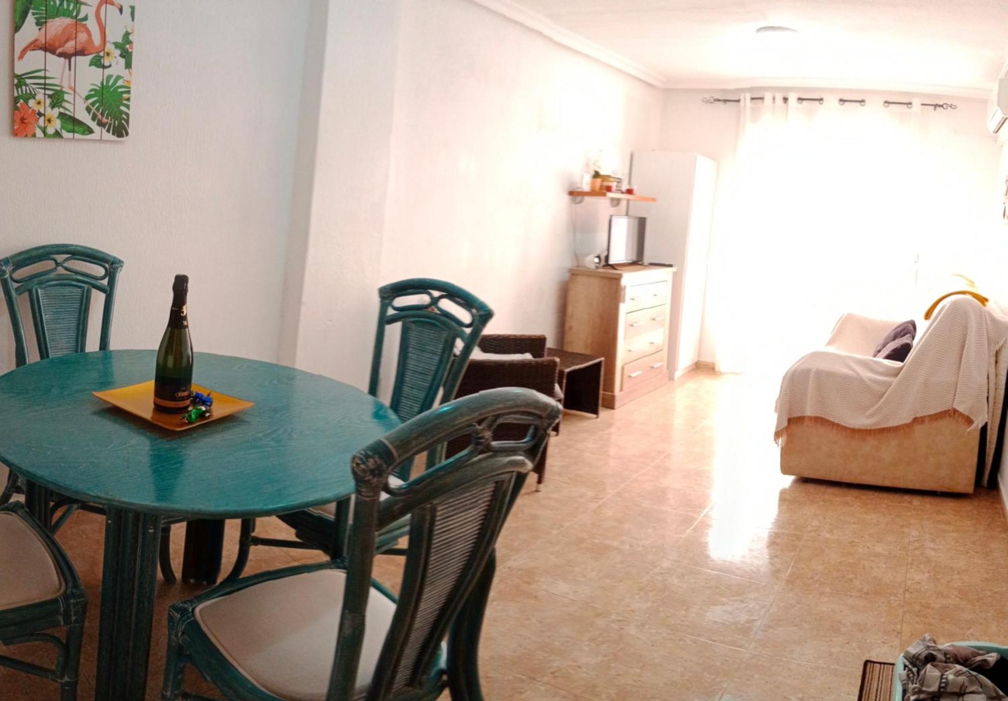 Estudio Wifi Bano 1 Sofa Cama Doble Piscina Playa 100Mts Torrevieja Bagian luar foto